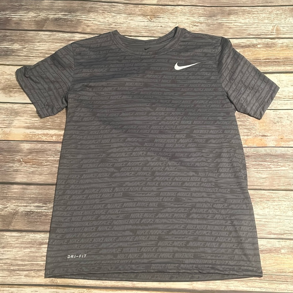 COPY - Nike Dri-Fit Small T-Shirt